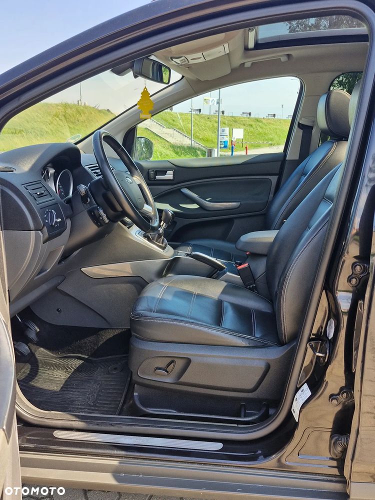 Ford Kuga 2.0 TDCi Titanium - 17