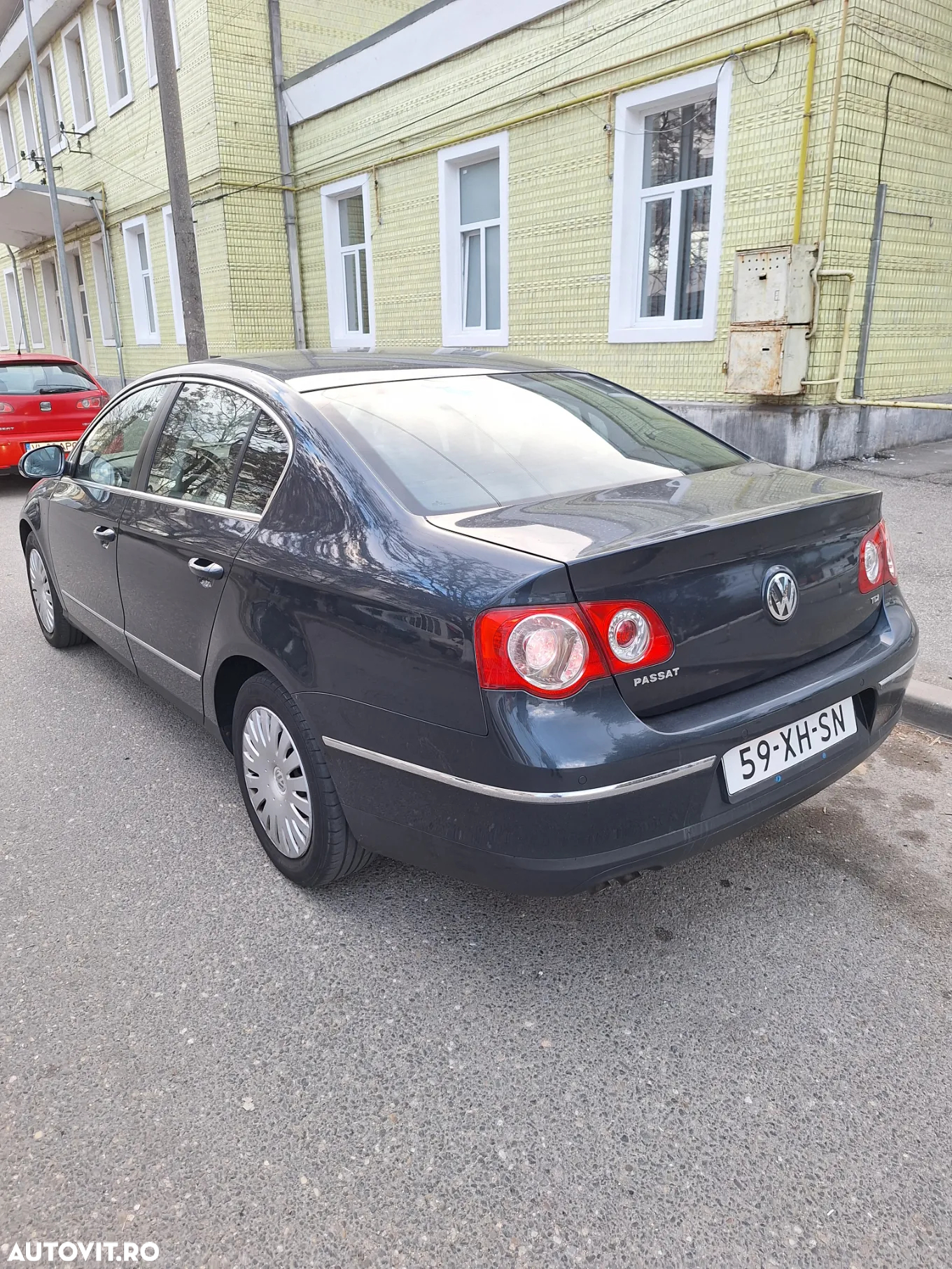 Volkswagen Passat 1.9 TDI DPF Comfortline - 4
