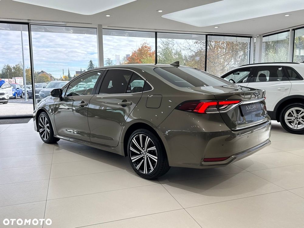 Toyota Corolla 1.8 Hybrid Executive - 3