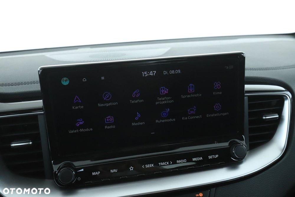 Kia XCeed - 16
