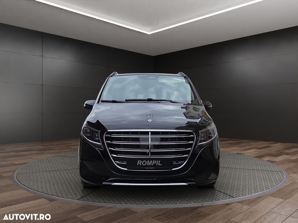 Mercedes-Benz V 300 d Extralang 4Matic 9G-TRONIC Exclusive - 2