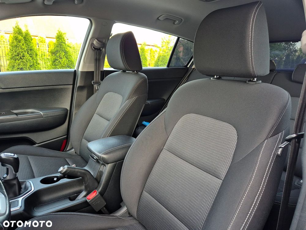 Kia Sportage 1.6 GDI 2WD DREAM-TEAM EDITION - 25
