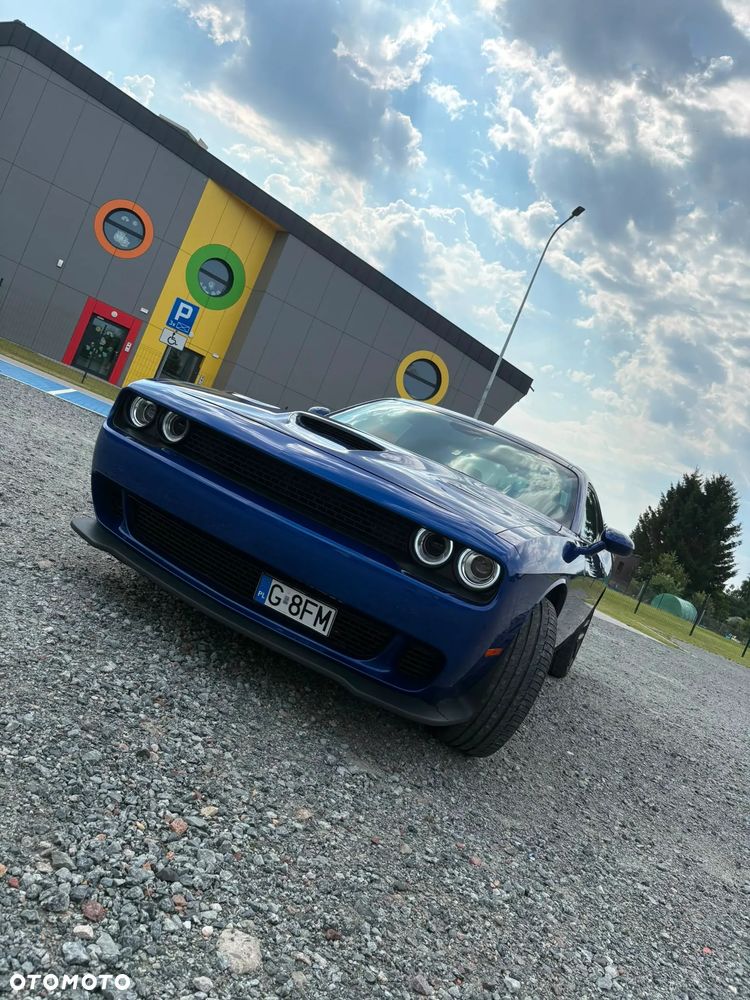 Dodge Challenger - 19