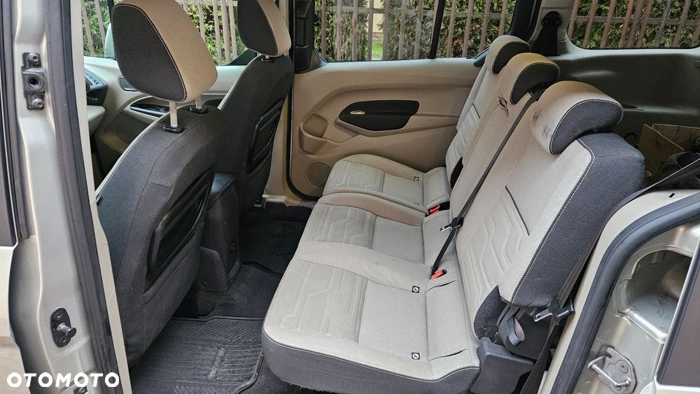 Ford Tourneo Connect 1.6 TDCi Titanium - 19