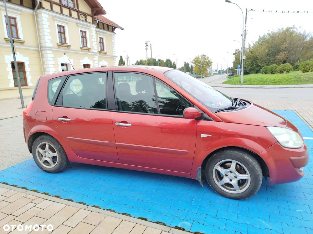 Renault Scenic - 16