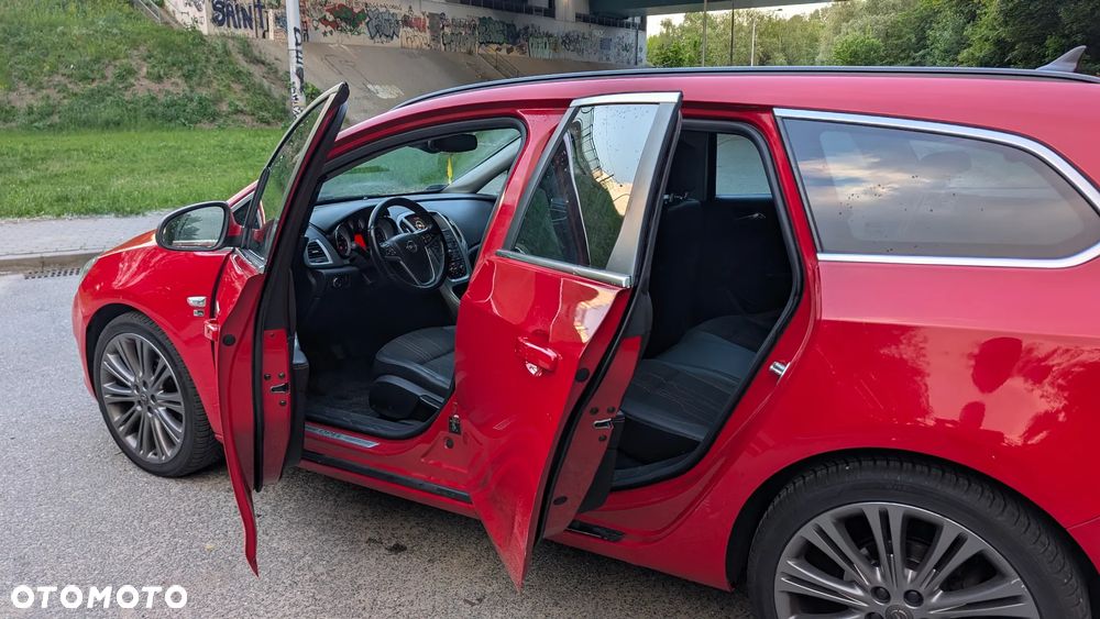 Opel Astra 1.4 Turbo Cosmo - 6