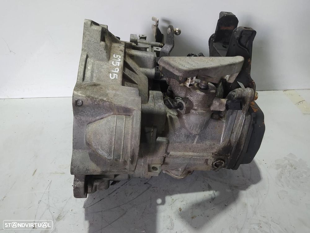 CAIXA VELOCIDADES VOLKSWAGEN POLO 2004 -GGV - 2