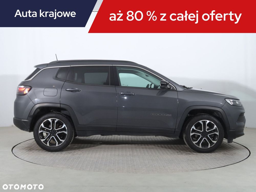Jeep Compass - 8