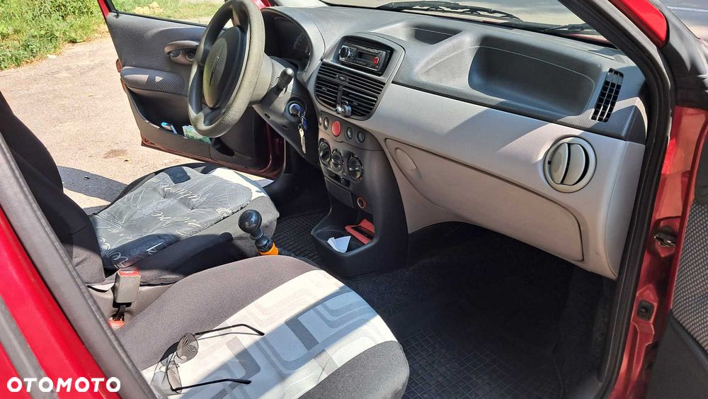 Fiat Punto - 4
