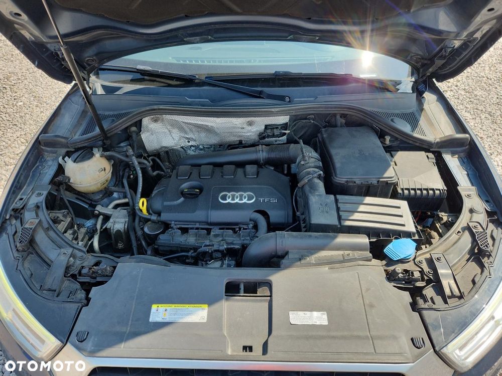 Audi Q3 2.0 TFSI Quattro S tronic design - 10