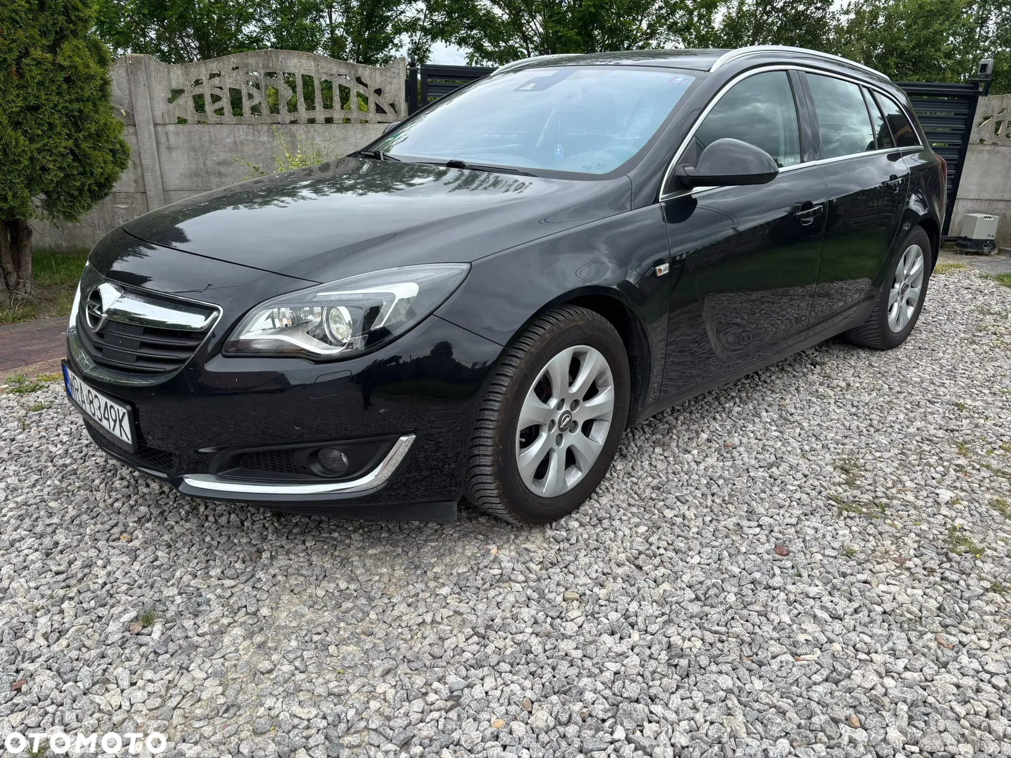 Opel Insignia Sports Tourer 1.6 ECOTEC Diesel Business Innovation - 4