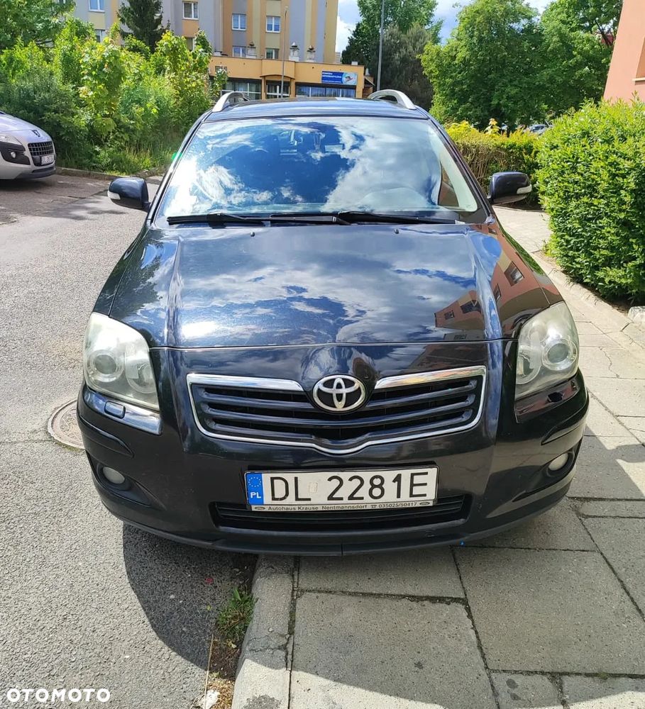 Toyota Avensis 1.8 VVT-i Sol - 5