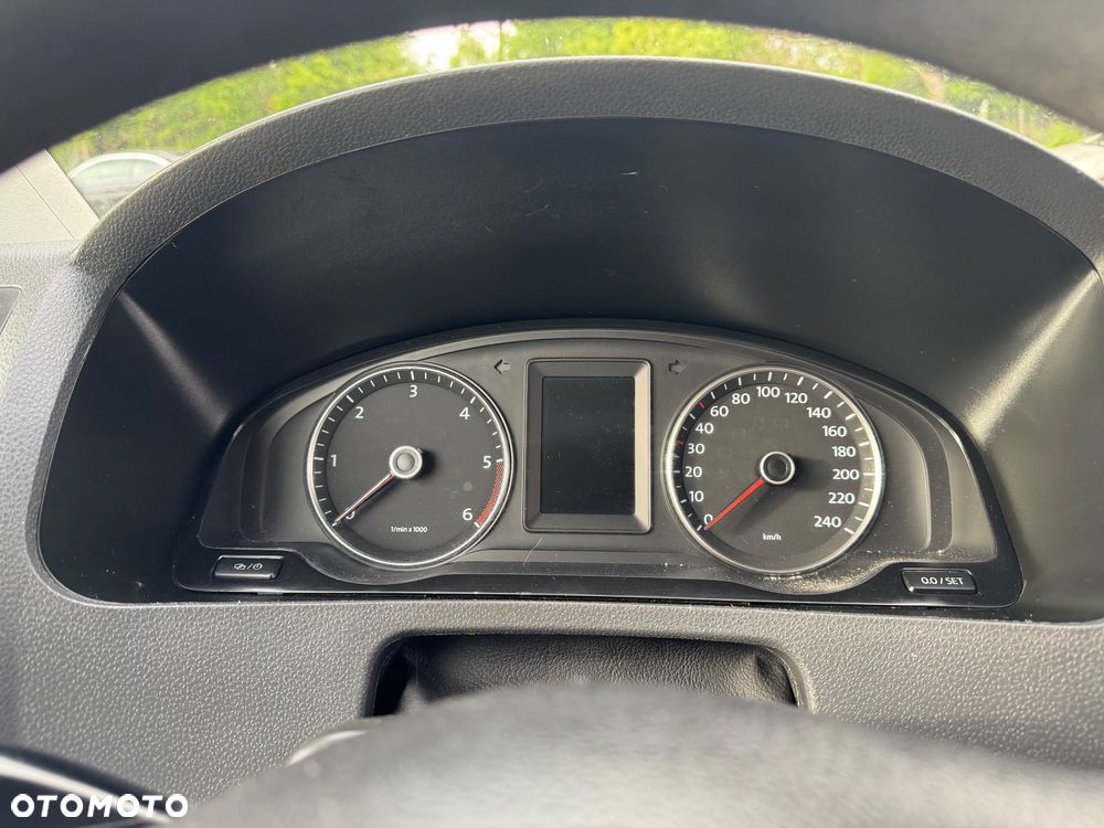 Volkswagen Transporter - 32