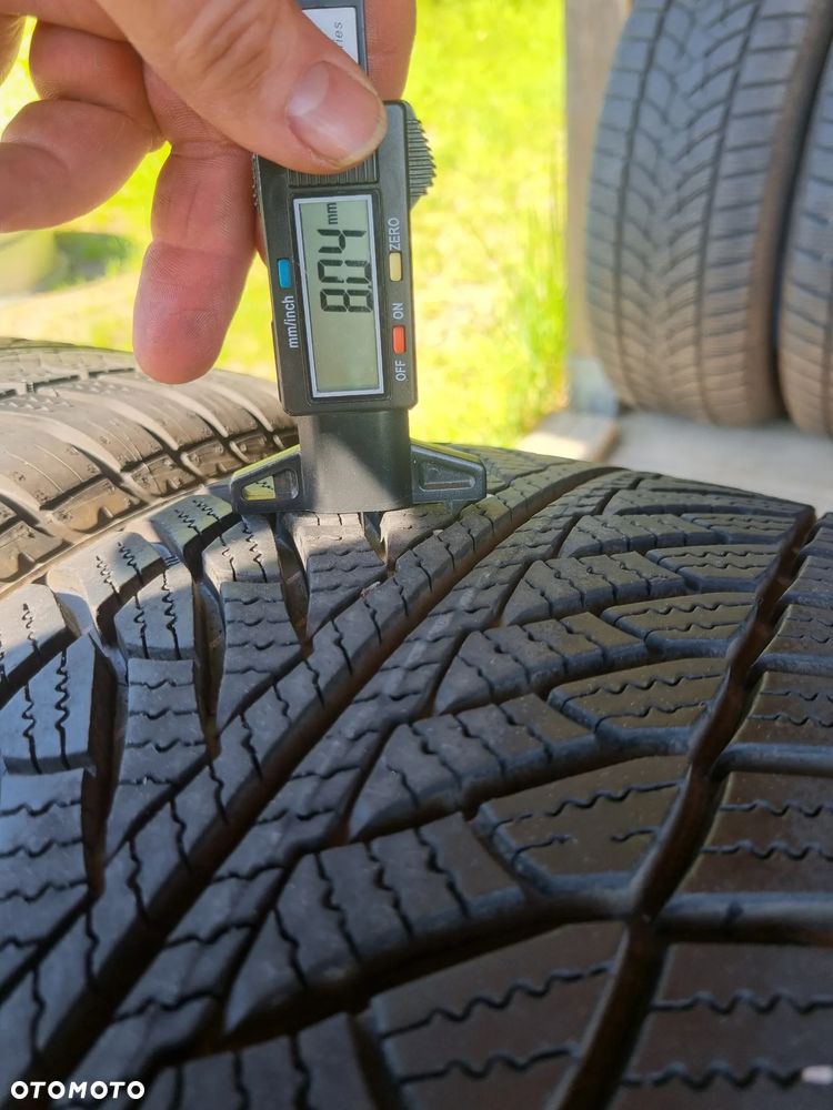 Opony Goodyear ULTRAGRIP 8 *PERFORMANCE 225/55R17 97H 2025r, 4x8mm jak nowe - 8