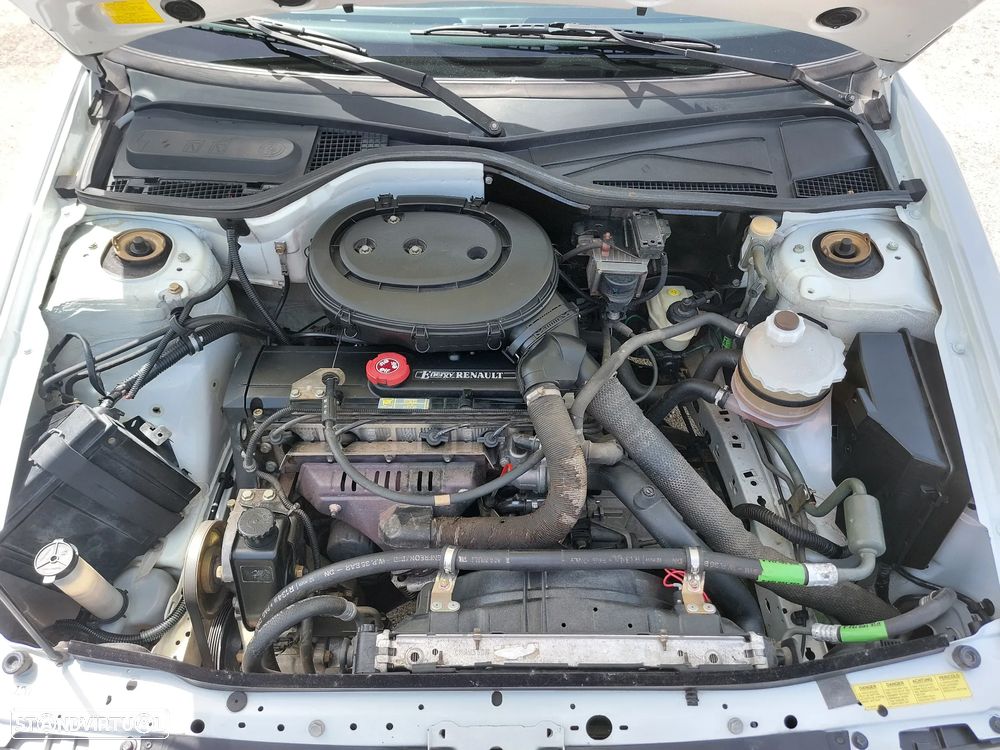 Renault 19 1.4 RTi - 23