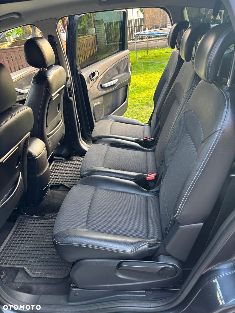 Ford S-Max 1.8 TDCi Ambiente - 4