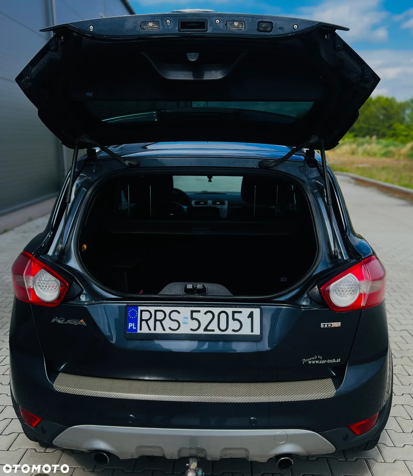 Ford Kuga 2.0 TDCi 4x4 Titanium - 14