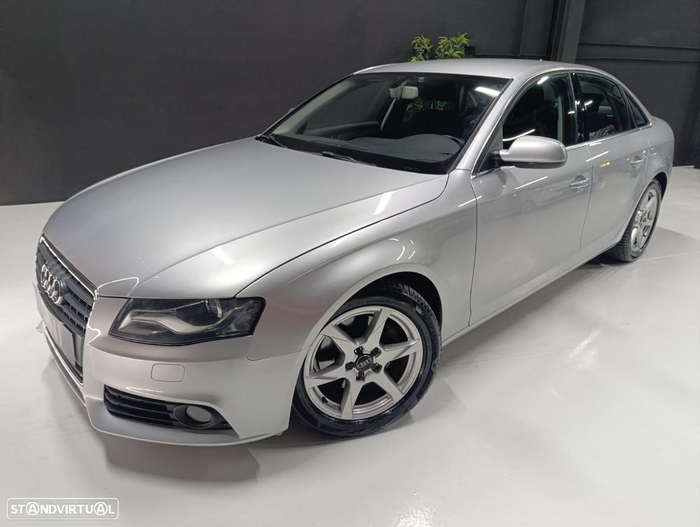 Audi A4 2.0 TDI Business Line Plus - 13