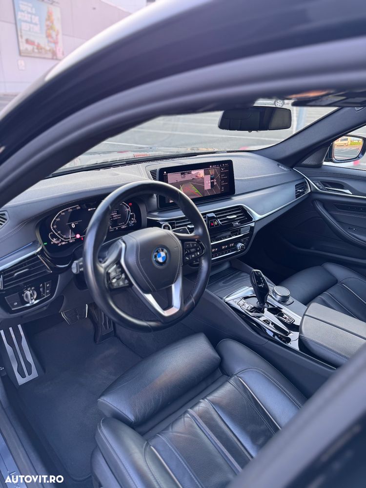 BMW Seria 5 530e Aut. Luxury Line - 13