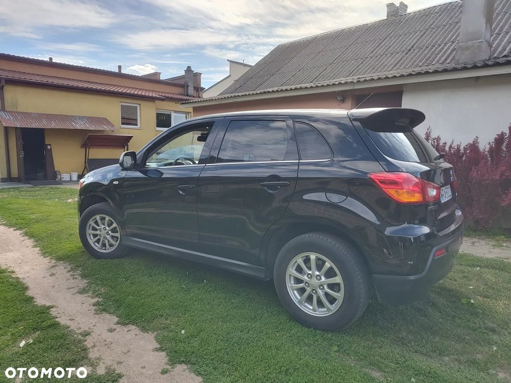 Mitsubishi ASX - 15
