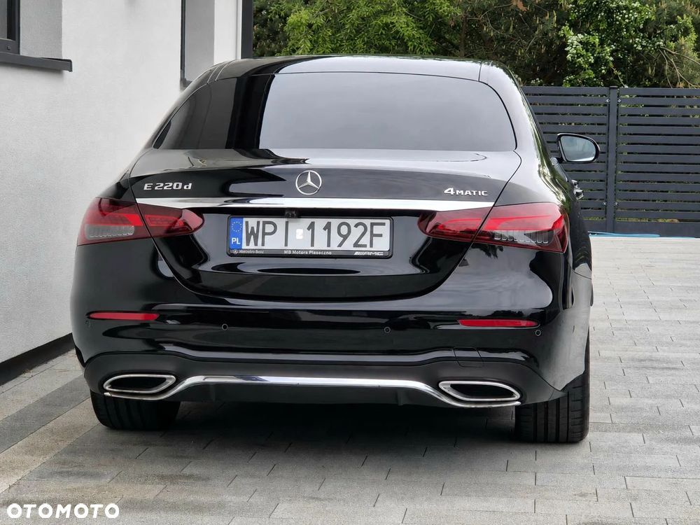 Mercedes-Benz Klasa E 220 d 4Matic 9G-TRONIC AMG Line - 18