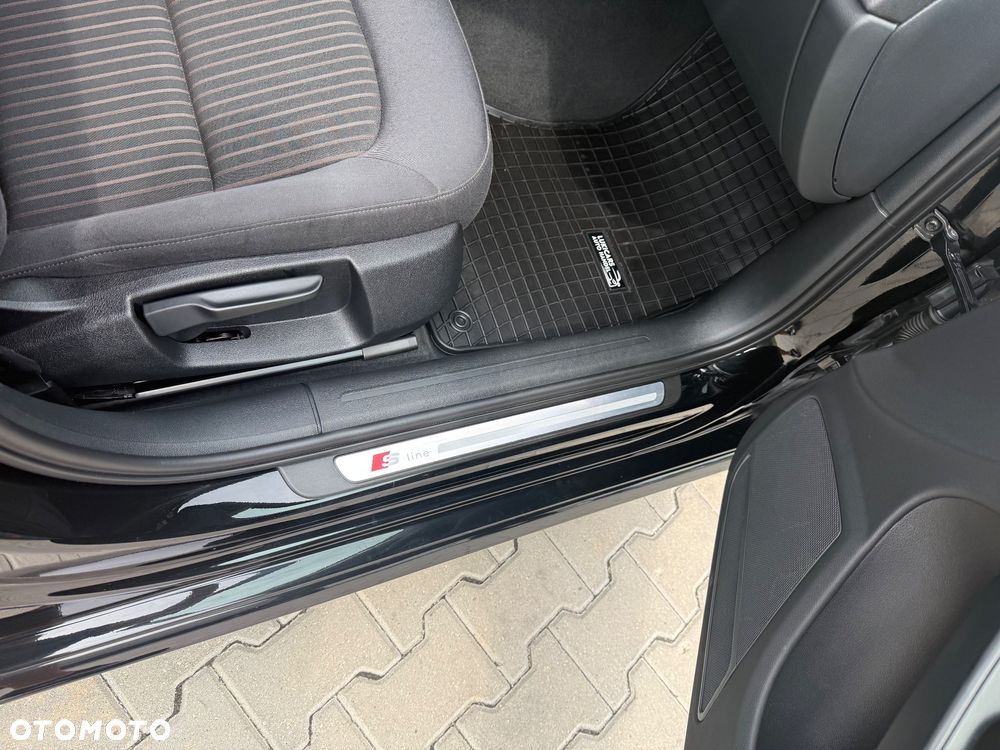 Audi A4 Avant 2.0 TDI DPF clean diesel quattro S line Sportpaket - 19