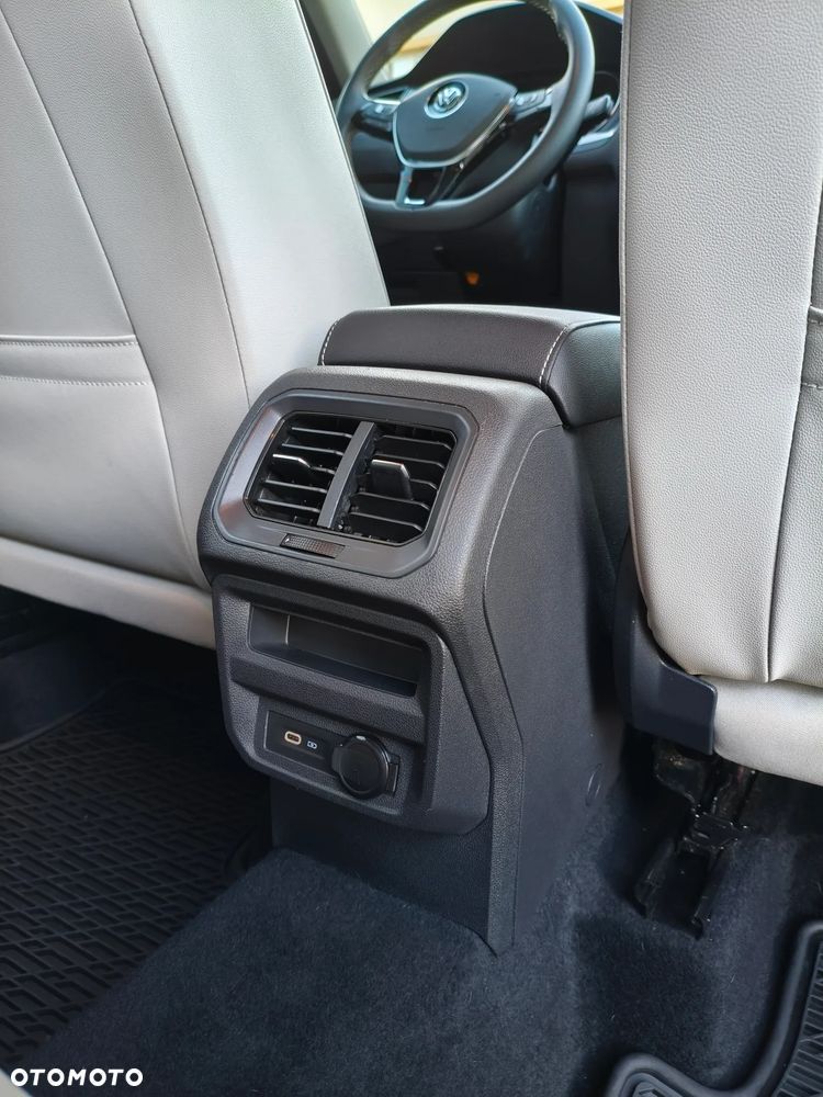 Volkswagen Tiguan Allspace - 32