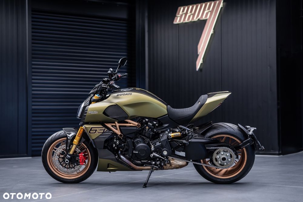 Ducati Diavel - 4