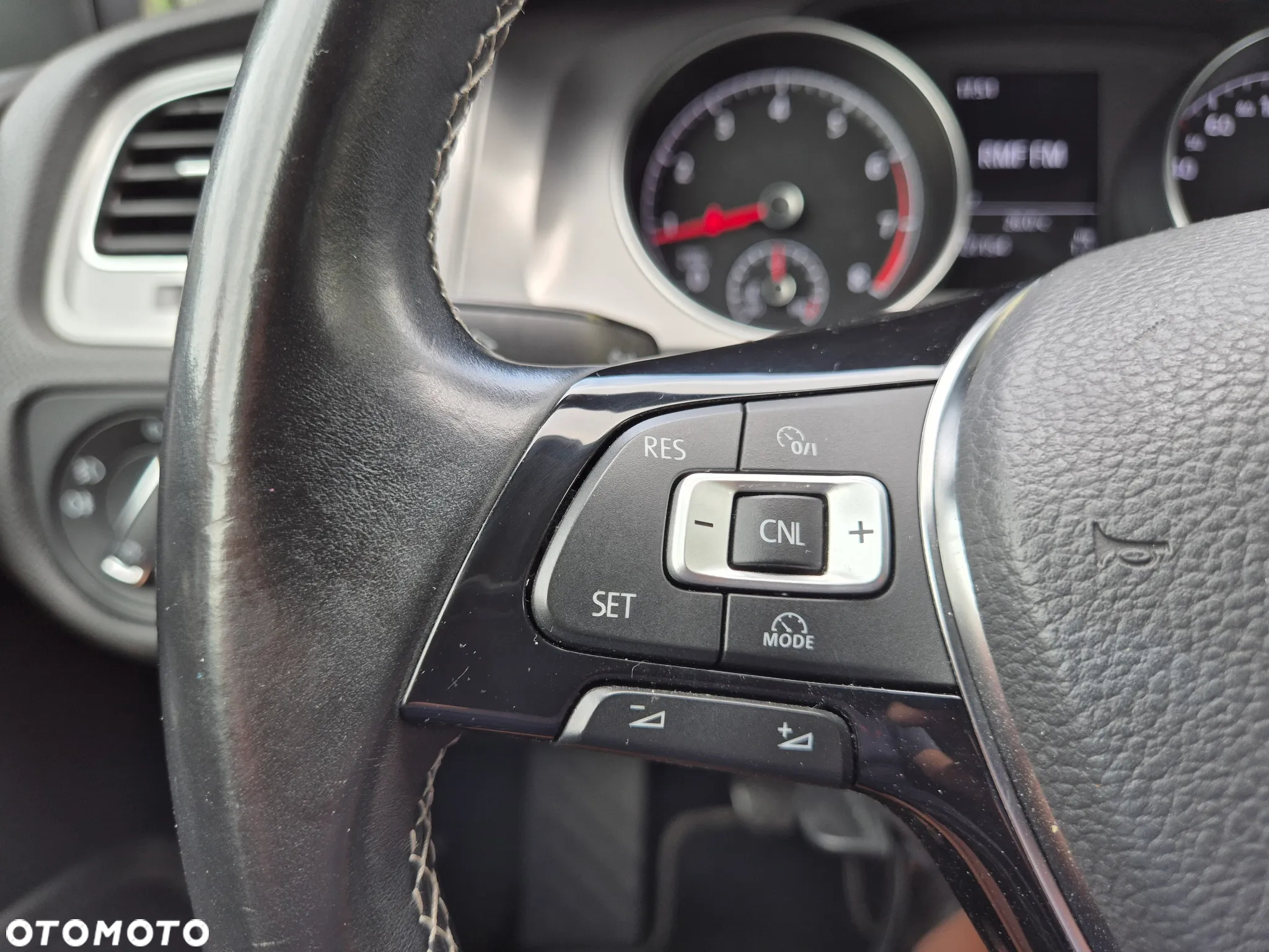 Volkswagen Golf 1.4 TSI BlueMotion Technology Lounge - 33