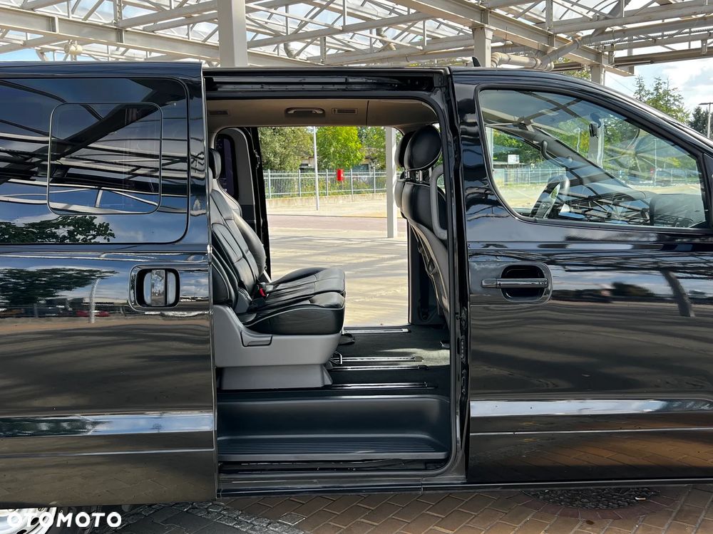 Hyundai H-1 Starex - 9