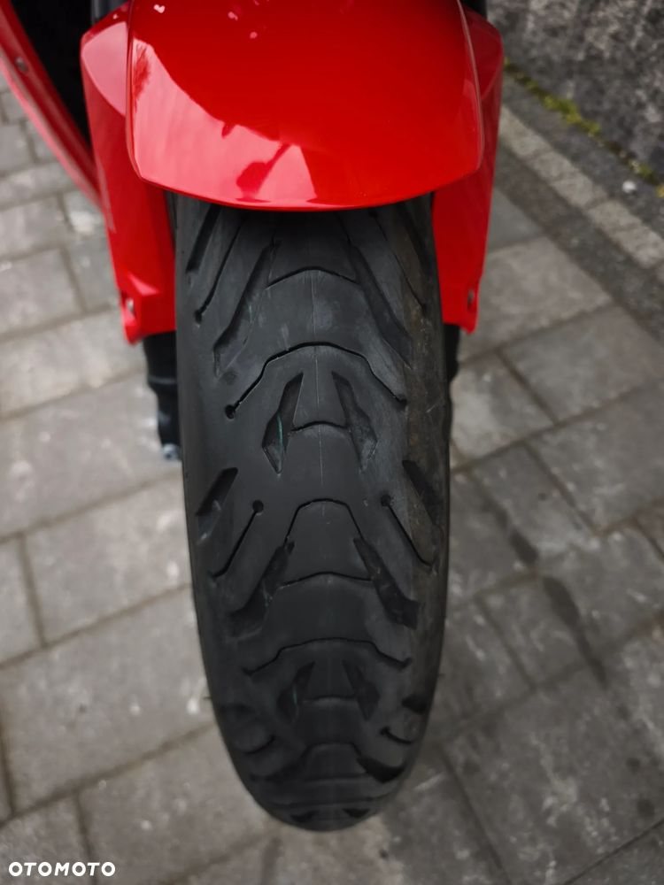 Honda CBR - 9