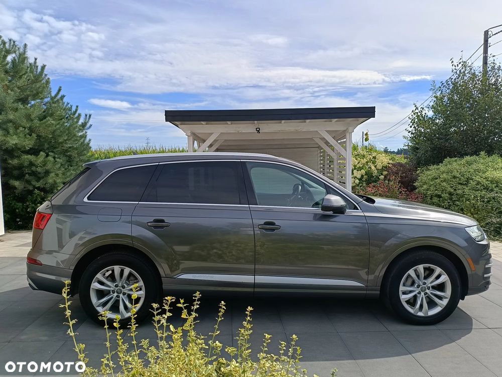 Audi Q7 3.0 TFSI Quattro Tiptr - 6