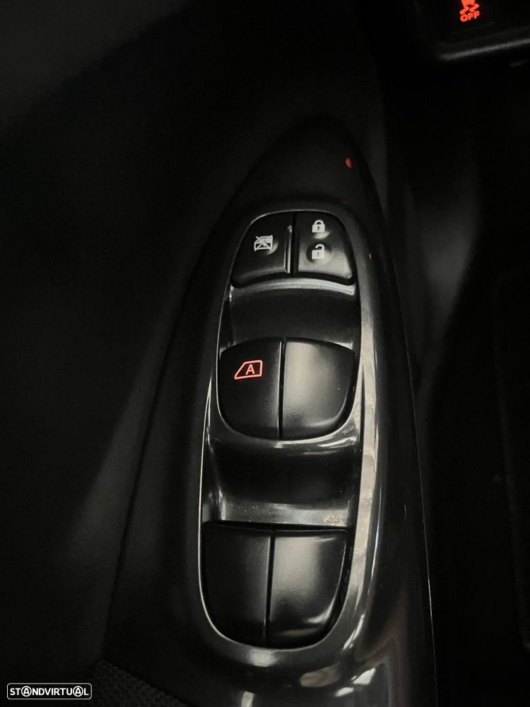 Nissan Juke - 23