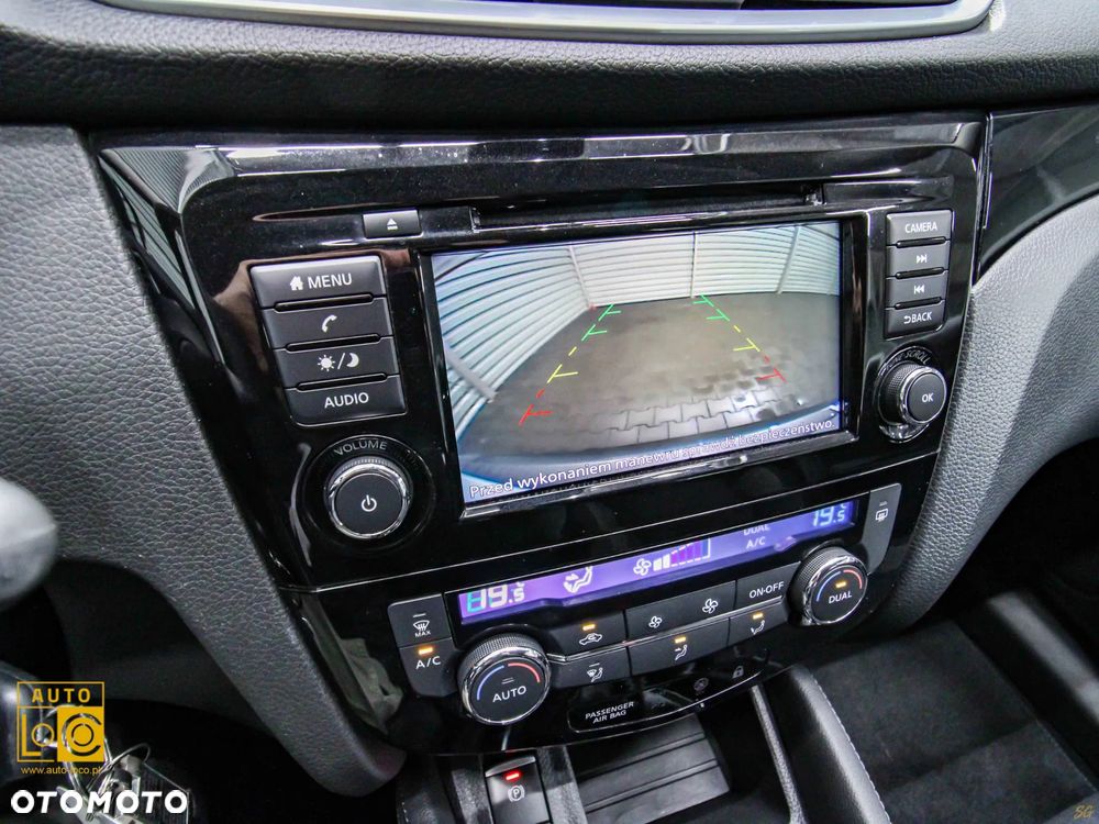 Nissan Qashqai 1.3 DIG-T N-Connecta - 18