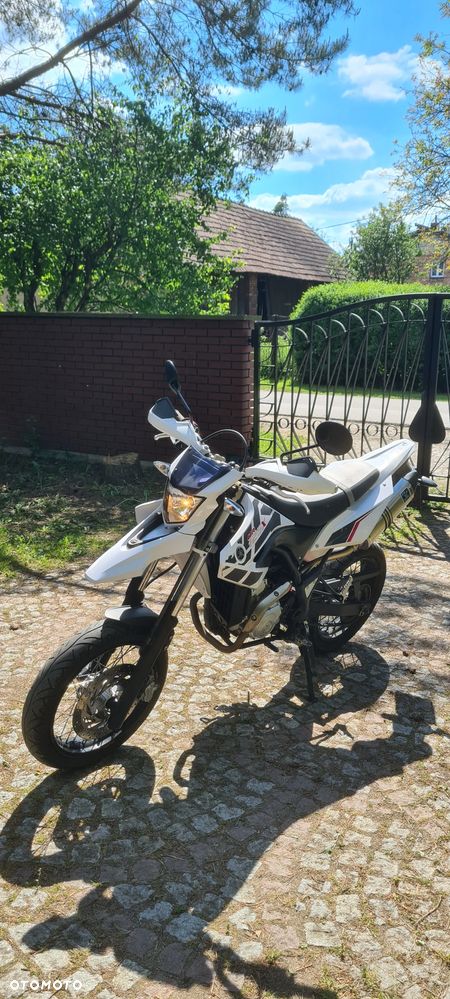 Yamaha WR - 5