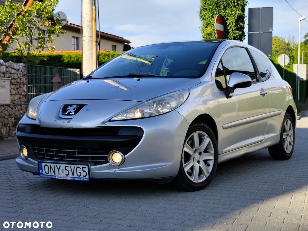 Peugeot 207 90 HDi FAP (Blue Lion) Sport - 3