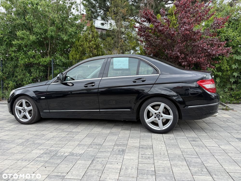 Mercedes-Benz Klasa C ver-200-7g--tronic-avantgarde-edition - 12