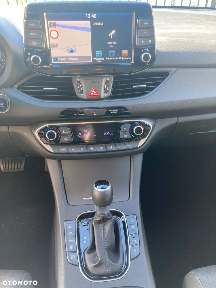 Hyundai i30 1.4 T-GDI Premiere Luxury DCT - 15