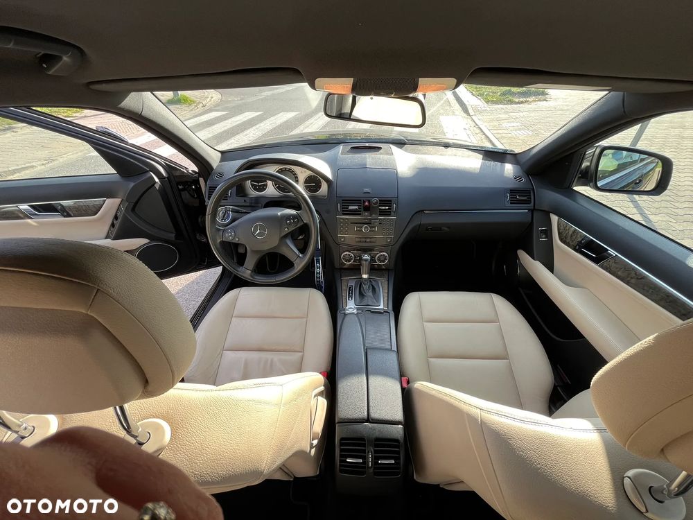 Mercedes-Benz Klasa C 220 CDI DPF Automatik Avantgarde - 8