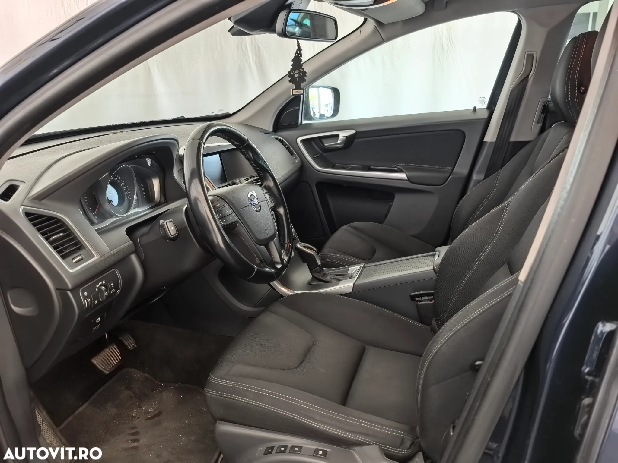 Volvo XC 60 D4 VEA Start-Stop Momentum - 12