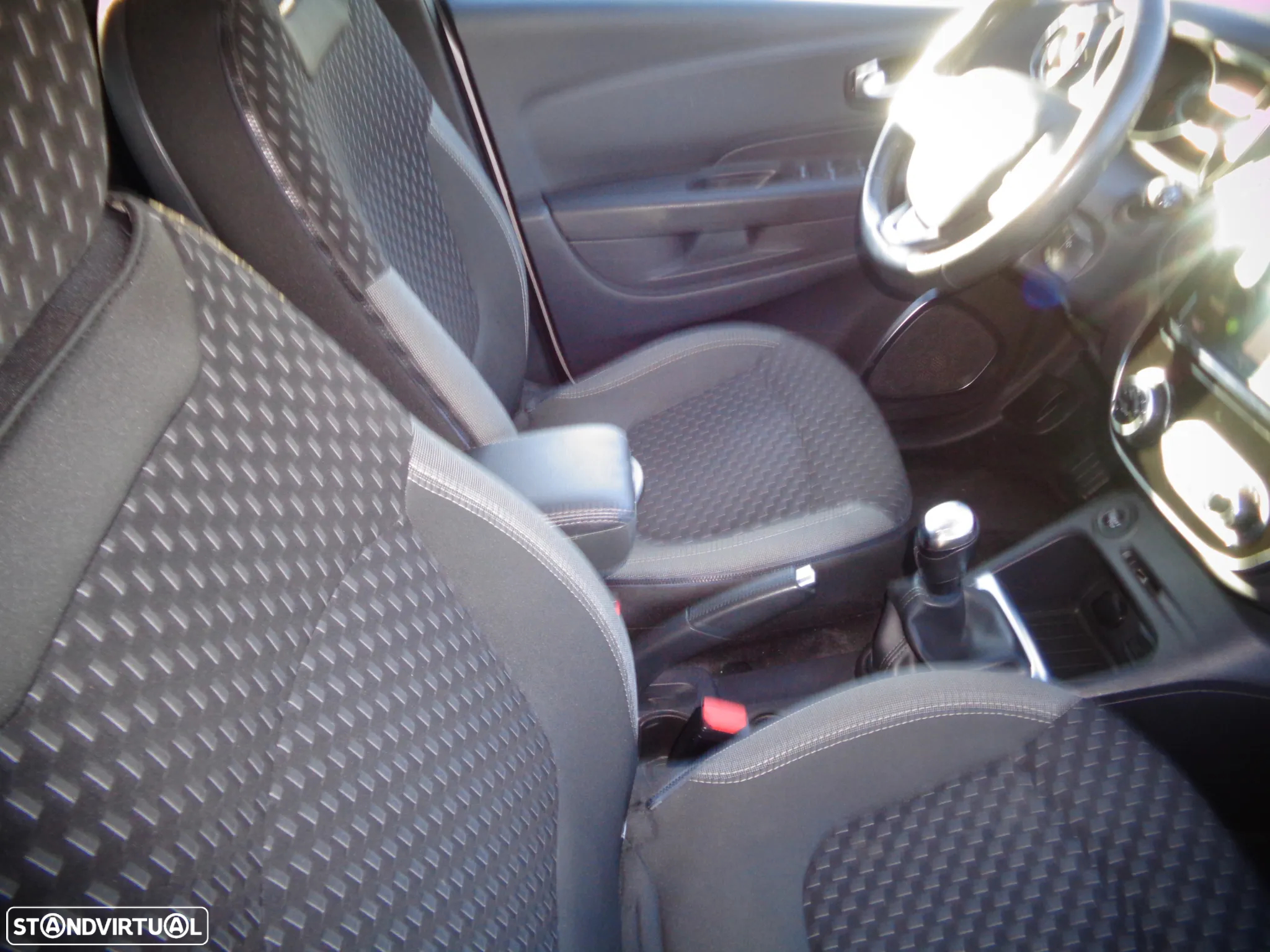 Renault Captur 0.9 TCE Exclusive - 17