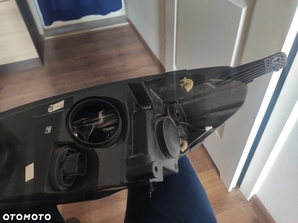 Lampa prawy przód Ford Fiesta MK8 VIII 18- LED l1bb-13e014-cd - 5