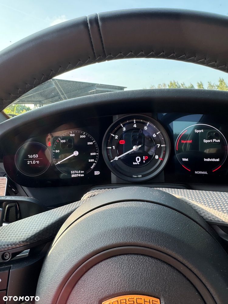 Porsche 911 Carrera 4S - 19