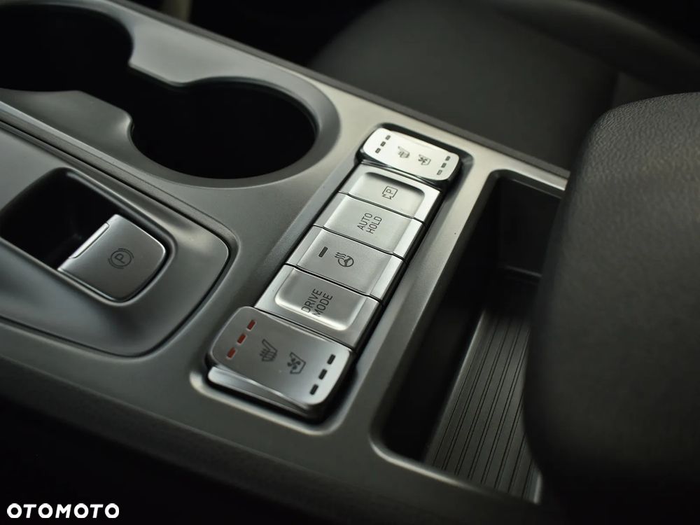 Hyundai Kona 64kWh Platinum - 13