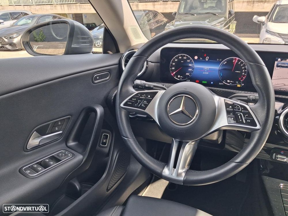 Mercedes-Benz CLA 250 e Shooting Brake Style Plus - 16