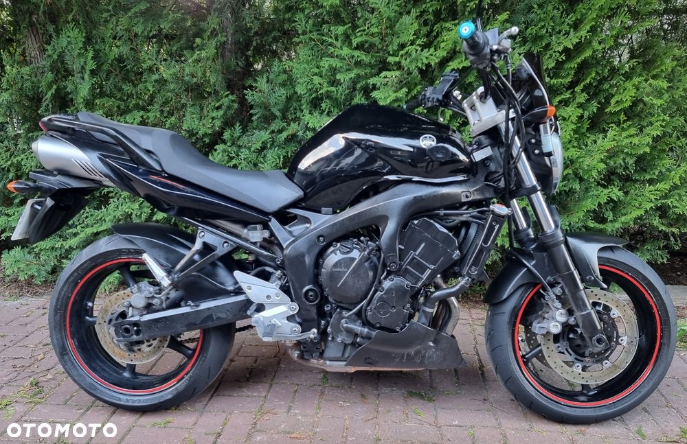 Yamaha FZ6 - 3