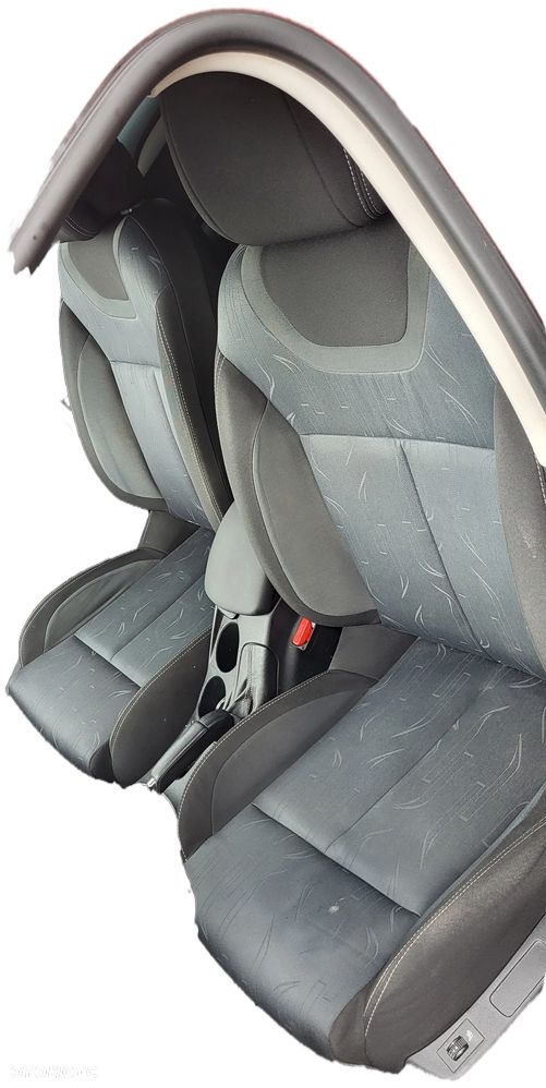 Fotele Citroen C4 II - 2
