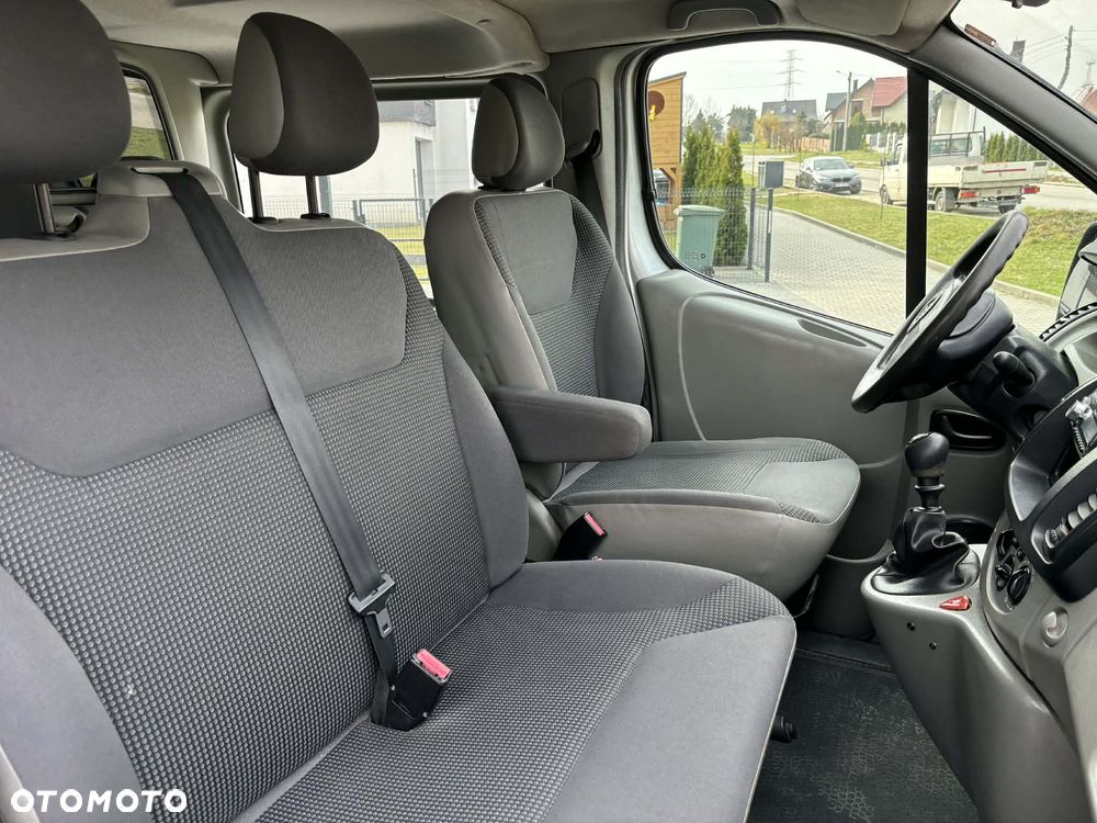 Opel Vivaro L2H1 2.9t - 21