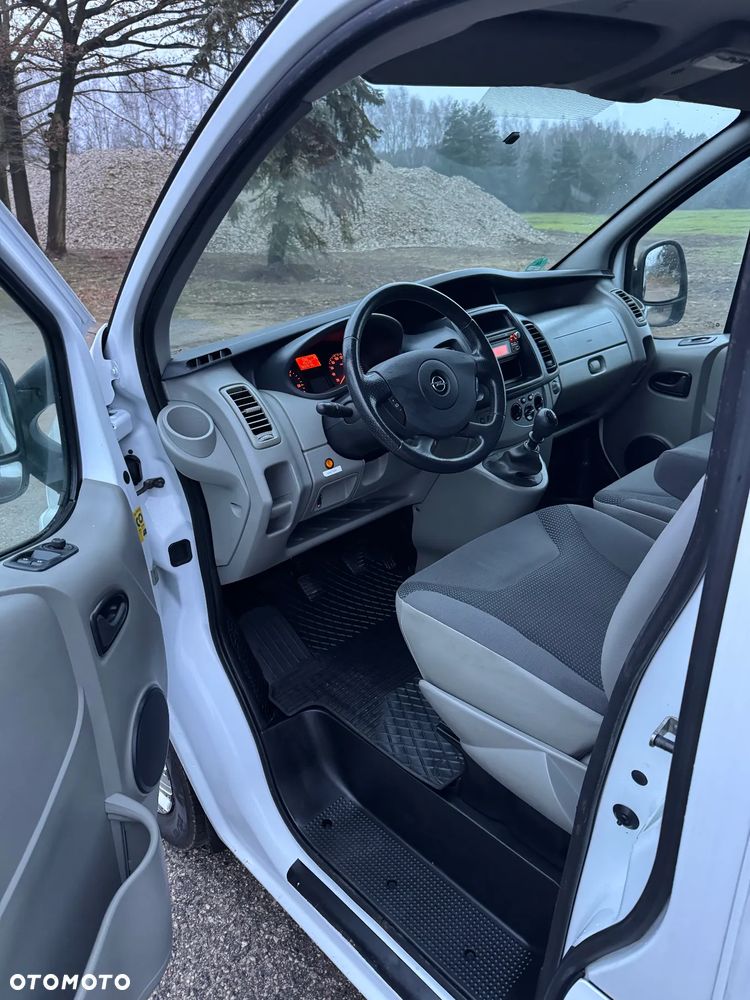 Opel VIVARO*6miejsc*KLIMA*2013 - 8