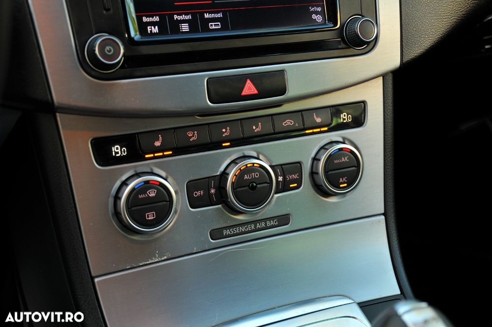 Volkswagen Passat CC - 20